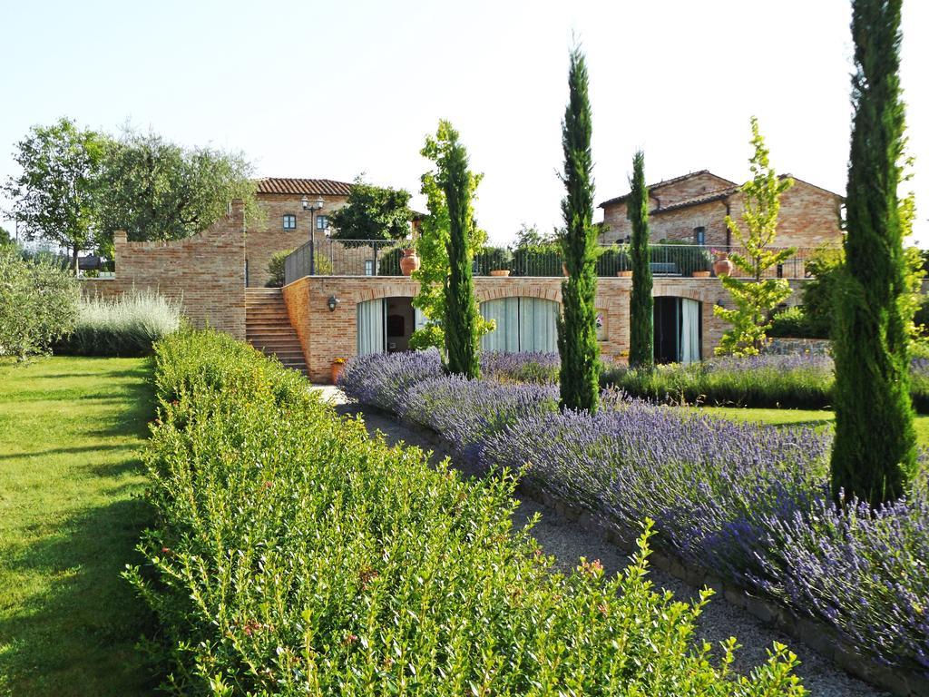 Casa Vacanze La Fiorita Terontola Exterior foto